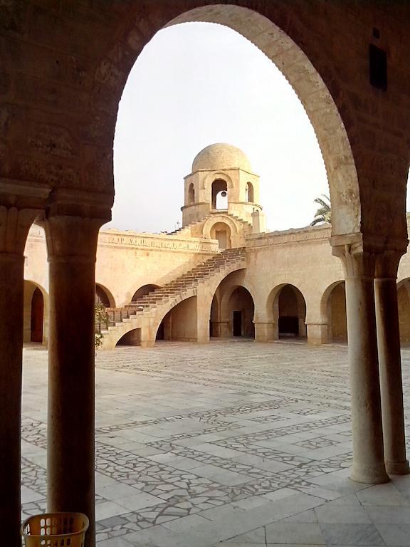 Dar Baaziz